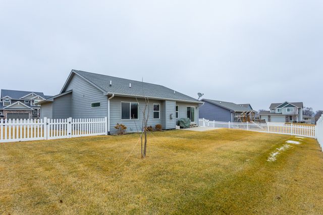 1105 Hunter Court, Adel, IA 50003