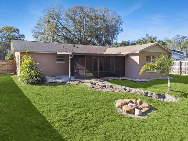 111 PINEAPPLE COURT, Longwood, FL 32750