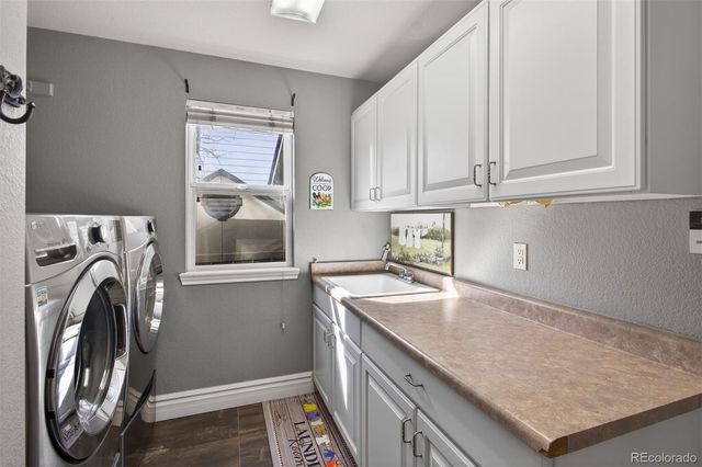 10060 Matthew Lane, Highlands Ranch, CO 80130