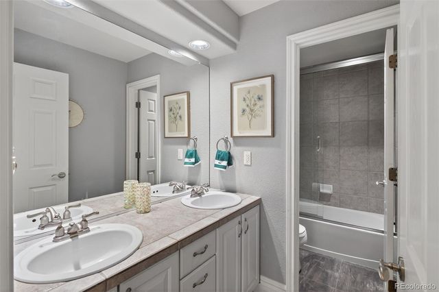 10060 Matthew Lane, Highlands Ranch, CO 80130