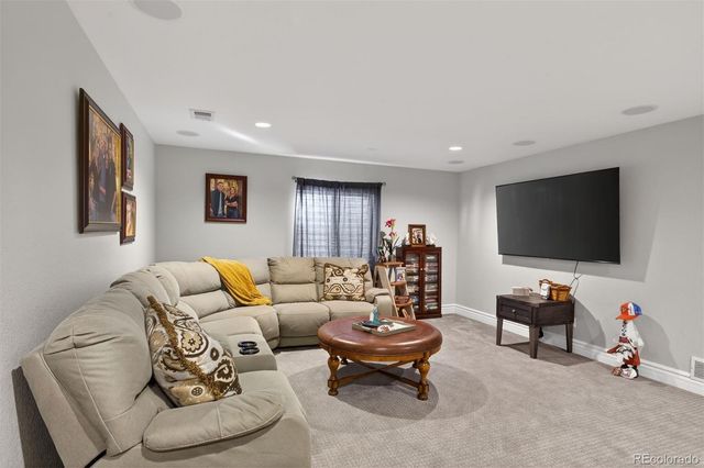 10060 Matthew Lane, Highlands Ranch, CO 80130