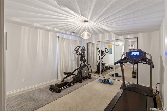 10060 Matthew Lane, Highlands Ranch, CO 80130