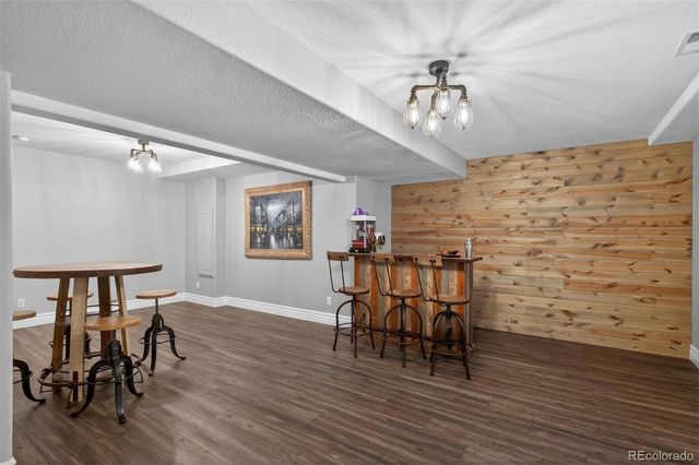 10060 Matthew Lane, Highlands Ranch, CO 80130