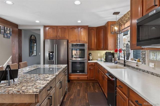 10060 Matthew Lane, Highlands Ranch, CO 80130