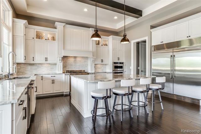 7901 7 Mile Road, Northville, MI 48167