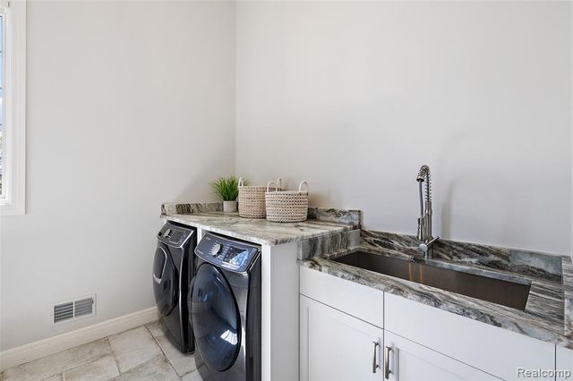 7901 7 Mile Road, Northville, MI 48167