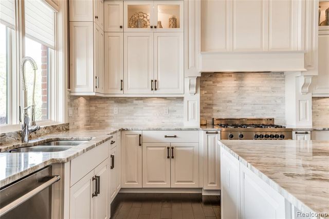 7901 7 Mile Road, Northville, MI 48167