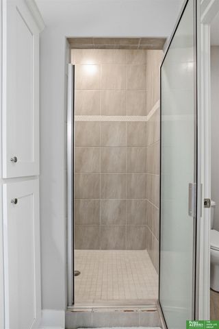 516 Sherwood Drive, Gretna, NE 68028