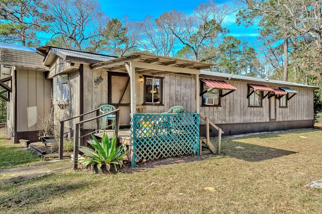 1112 Sir Henry Drive S, Ivanhoe, TX 75979