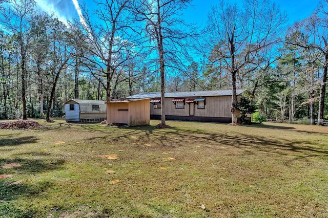 1112 Sir Henry Drive S, Ivanhoe, TX 75979