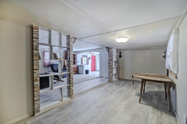 1112 Sir Henry Drive S, Ivanhoe, TX 75979