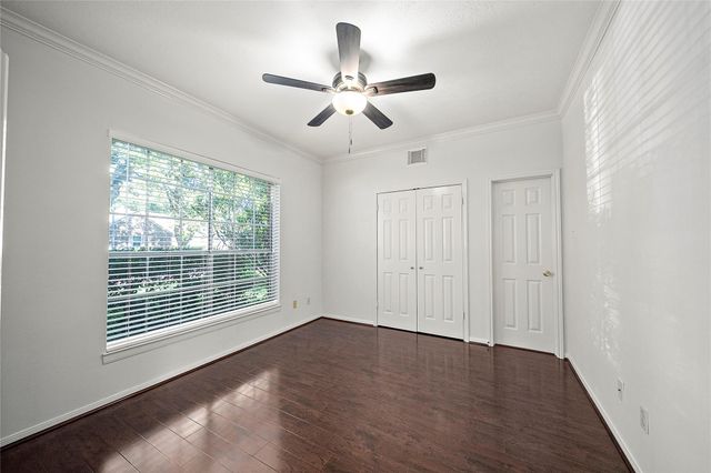 1711 S Medio River Circle, Sugar Land, TX 77478
