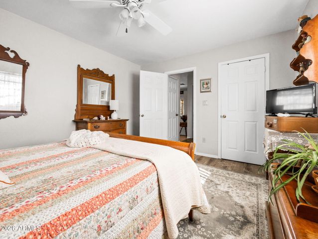 17827 S Tawny Lane, Peeples Valley, AZ 86332