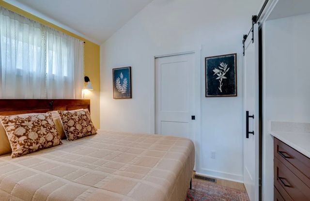 64 Hemlock Cv, Tracy City, TN 37387