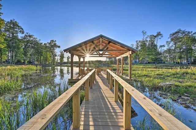 64 Hemlock Cv, Tracy City, TN 37387