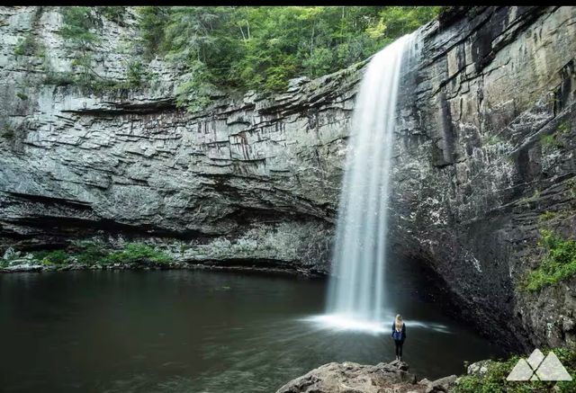 64 Hemlock Cv, Tracy City, TN 37387