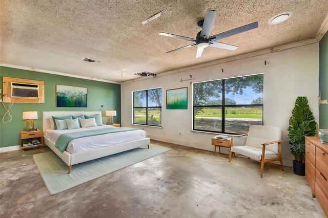 1111 Silent Valley RD, Lockhart, TX 78644