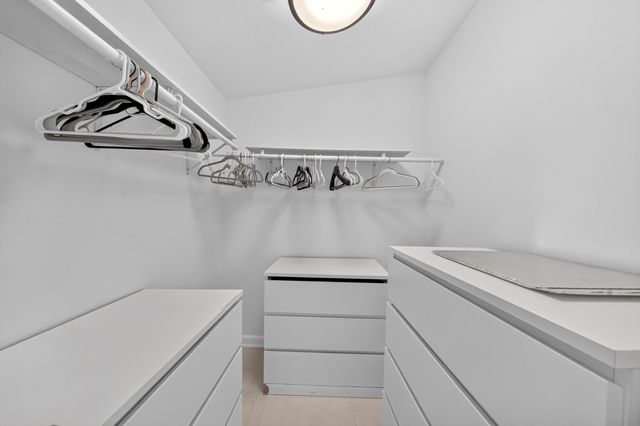 1605 NE 16th Avenue, Fort Lauderdale, FL 33305