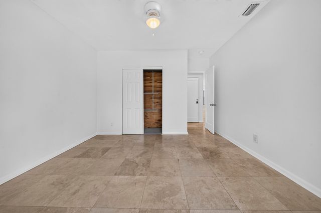 1605 NE 16th Avenue, Fort Lauderdale, FL 33305