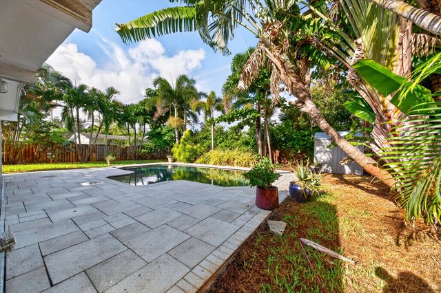 1605 NE 16th Avenue, Fort Lauderdale, FL 33305