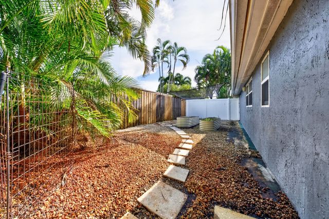 1605 NE 16th Avenue, Fort Lauderdale, FL 33305