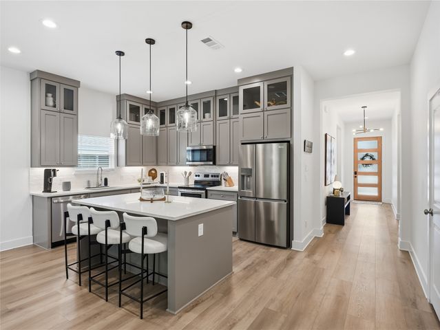 1730 Vilbig Road, Dallas, TX 75208