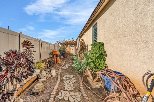 35140 Tavel St, Winchester, CA 92596