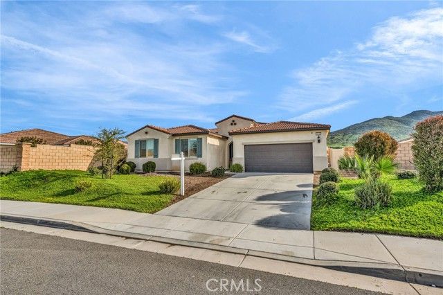 35140 Tavel St, Winchester, CA 92596