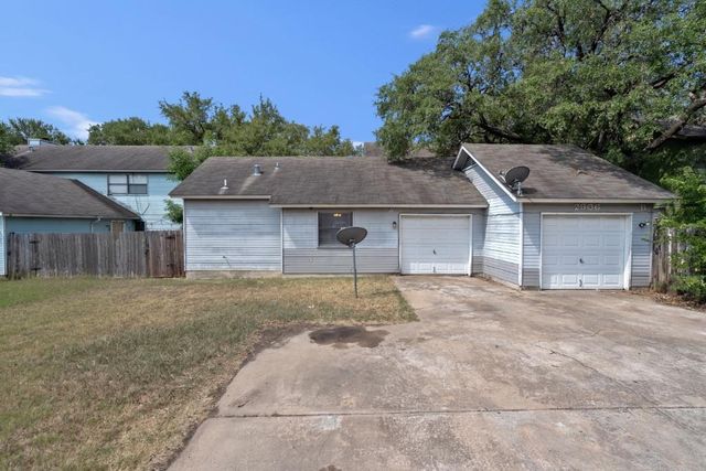 2906 Jadewood CT A, Austin, TX 78748