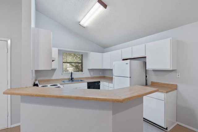 2906 Jadewood CT A, Austin, TX 78748
