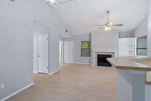 2906 Jadewood CT A, Austin, TX 78748
