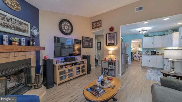 227 VALLEY FORGE DR, Tuckerton, NJ 08087