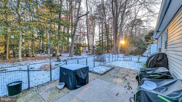 227 VALLEY FORGE DR, Tuckerton, NJ 08087