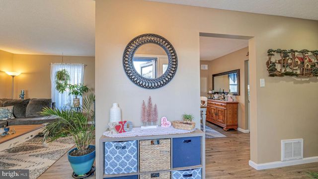 227 VALLEY FORGE DR, Tuckerton, NJ 08087