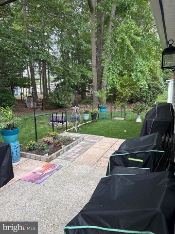 227 VALLEY FORGE DR, Tuckerton, NJ 08087