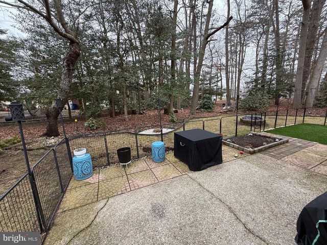 227 VALLEY FORGE DR, Tuckerton, NJ 08087