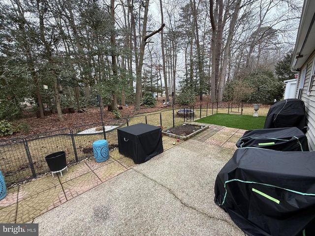 227 VALLEY FORGE DR, Tuckerton, NJ 08087