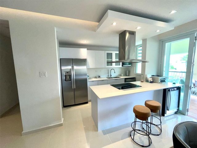 PALMAS EL MAR COND. HARBOUR LAKES 5-D PENTHOUSE, Humacao, PR 00791