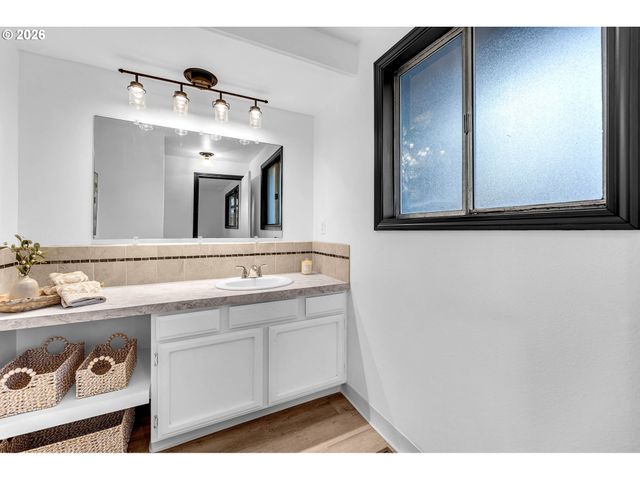 10210 Ne 43RD Ave, Vancouver, WA 98686