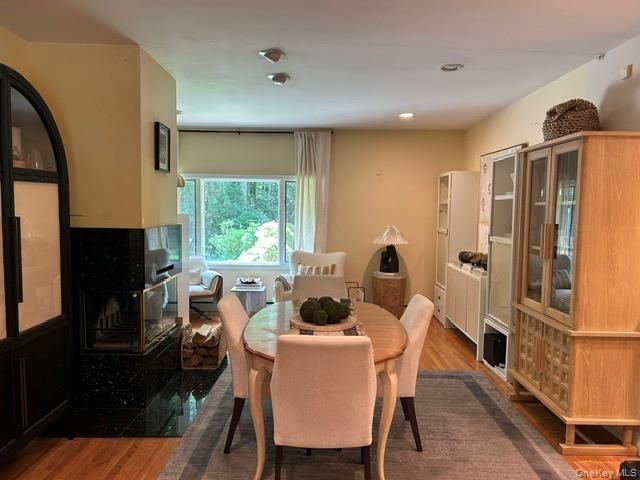 3 Fox Lane, Locust Valley, NY 11560