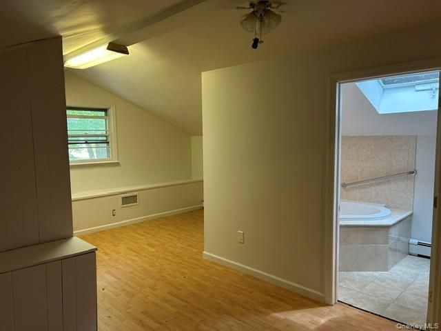 3 Fox Lane, Locust Valley, NY 11560