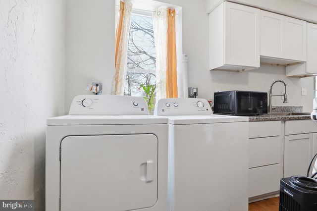 47 E SOUTH ST, York, PA 17401