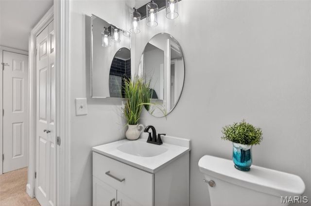 205 Brackleigh Lane, Florissant, MO 63031