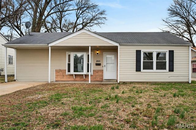 205 Brackleigh Lane, Florissant, MO 63031