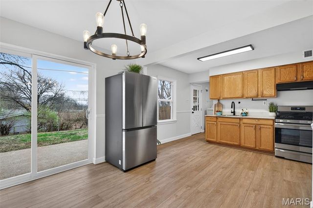 205 Brackleigh Lane, Florissant, MO 63031