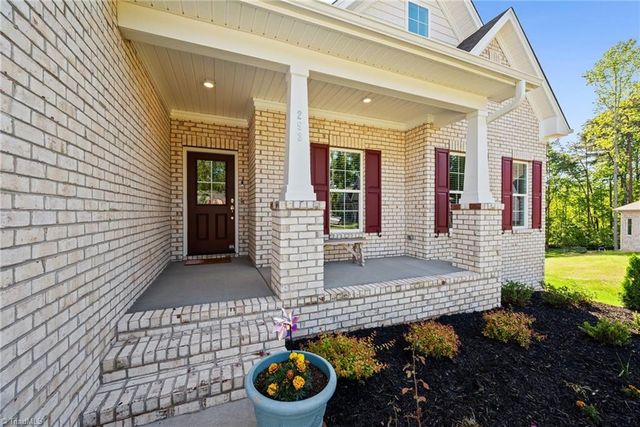 293 Vine Ridge Drive, Winston-salem, NC 27127