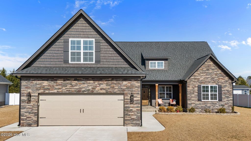 508 Southbridge Court, Winterville, NC 28590