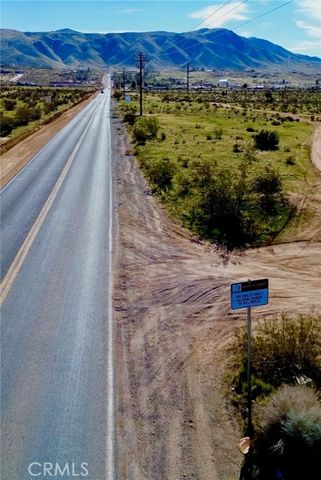 10450 CENTRAL Road, Apple Valley, CA 92308