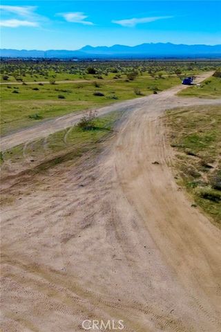 10450 CENTRAL Road, Apple Valley, CA 92308