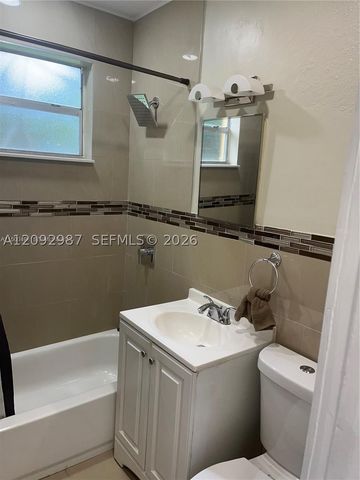 2306 NW 13th St, Fort Lauderdale, FL 33311